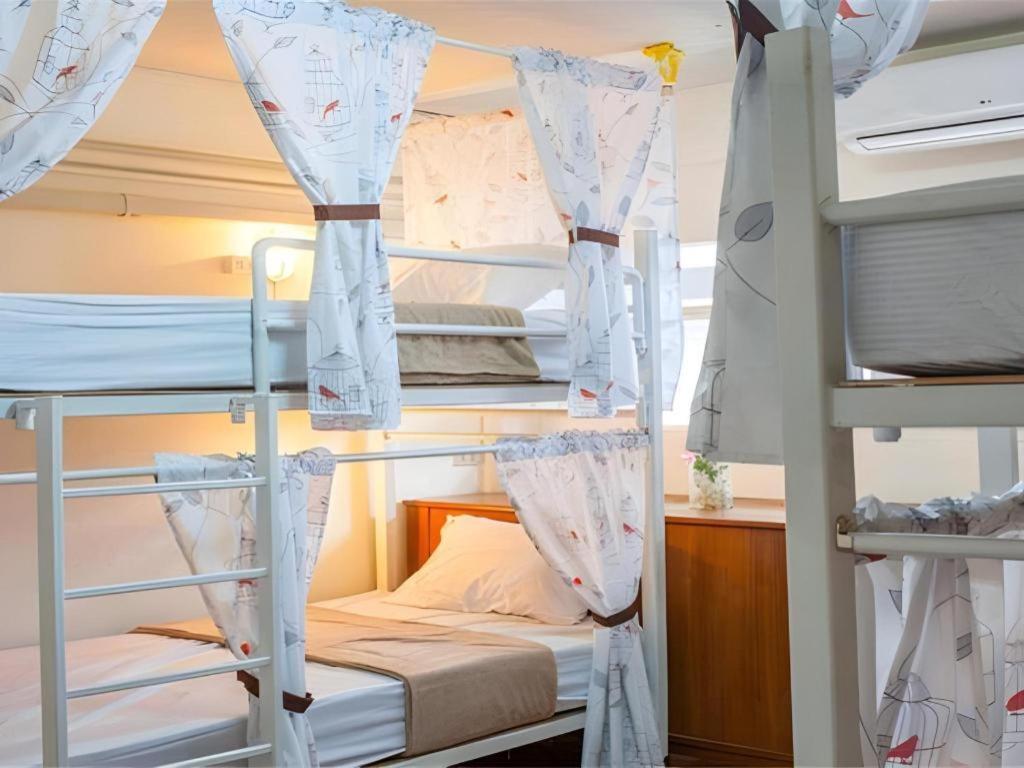 Kamin Bird Hostel Bangkok Eksteriør bilde