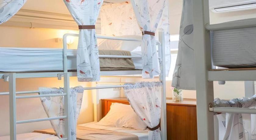 Kamin Bird Hostel Bangkok Eksteriør bilde